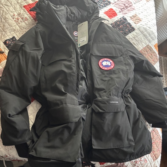 Men’s Canada Goose EXPEDITION Jacket - Picture 7 of 8